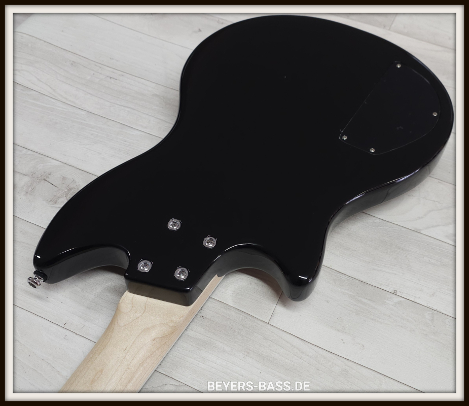 Lakland Skyline Hollowbody-30, Black Gloss
